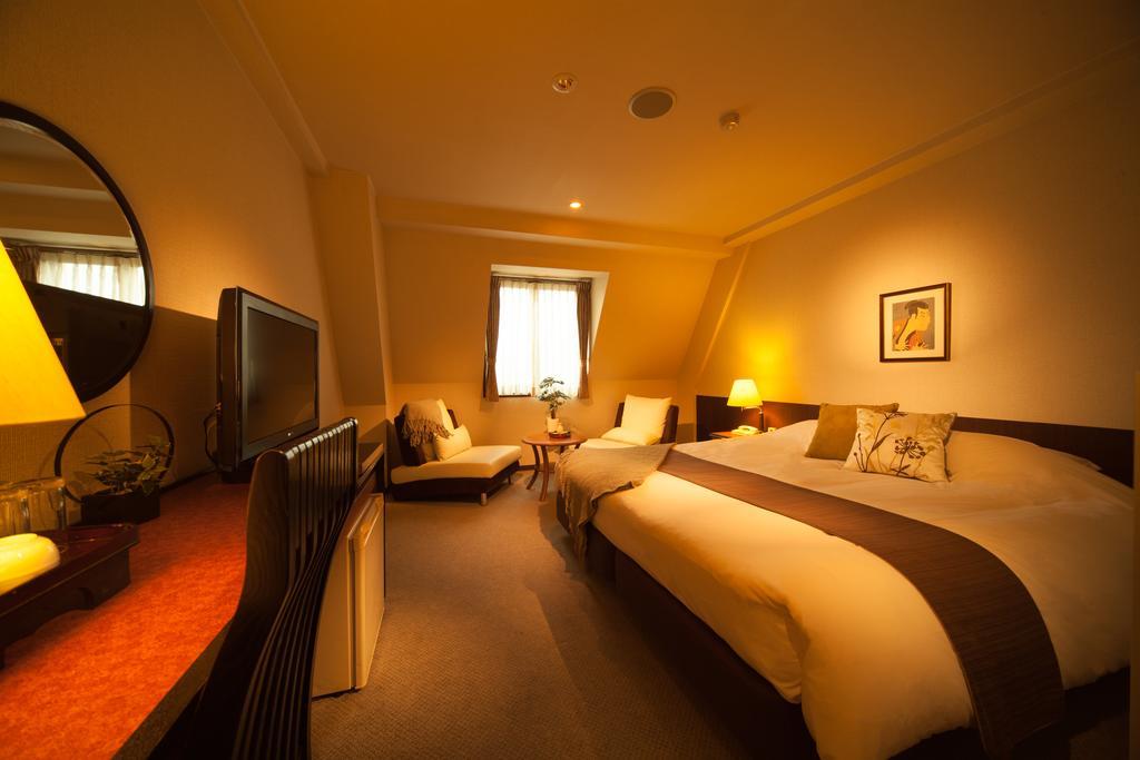 Hakuba Springs Hotel Екстер'єр фото