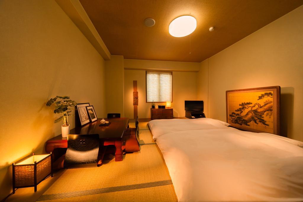 Hakuba Springs Hotel Екстер'єр фото