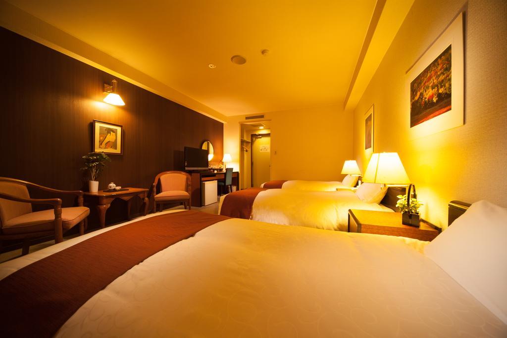 Hakuba Springs Hotel Екстер'єр фото
