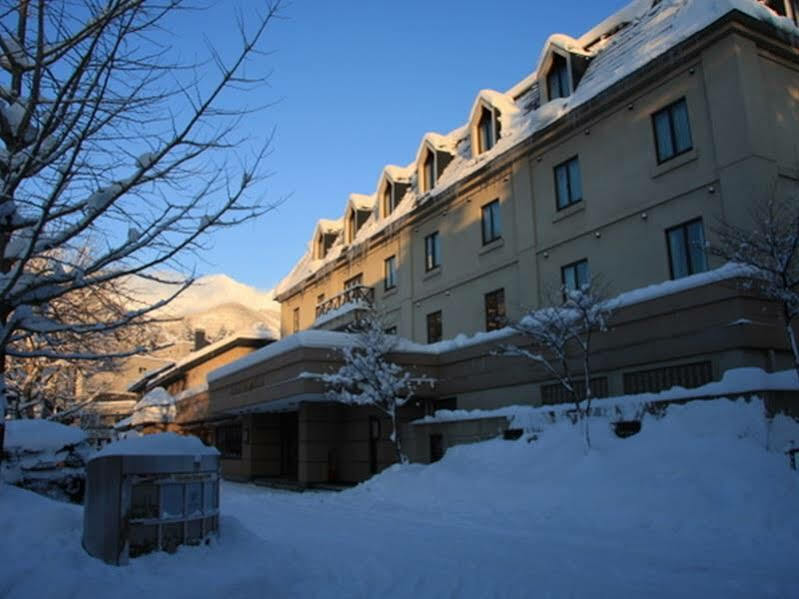 Hakuba Springs Hotel Екстер'єр фото
